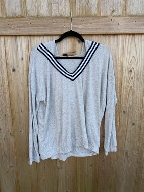 free press Women’s Heather Gray Lightweight Top Navy & White Striped Trim Hood